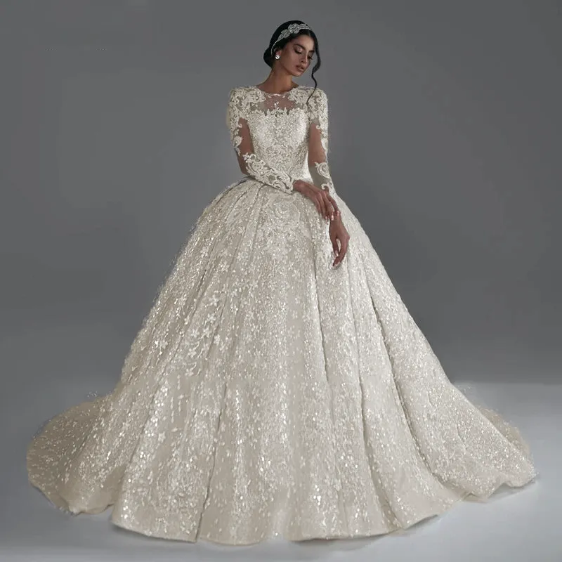 AmyLvager Classic Ball Gown Wedding Dress 2024 – Luxury Beading & Lace with Court Train