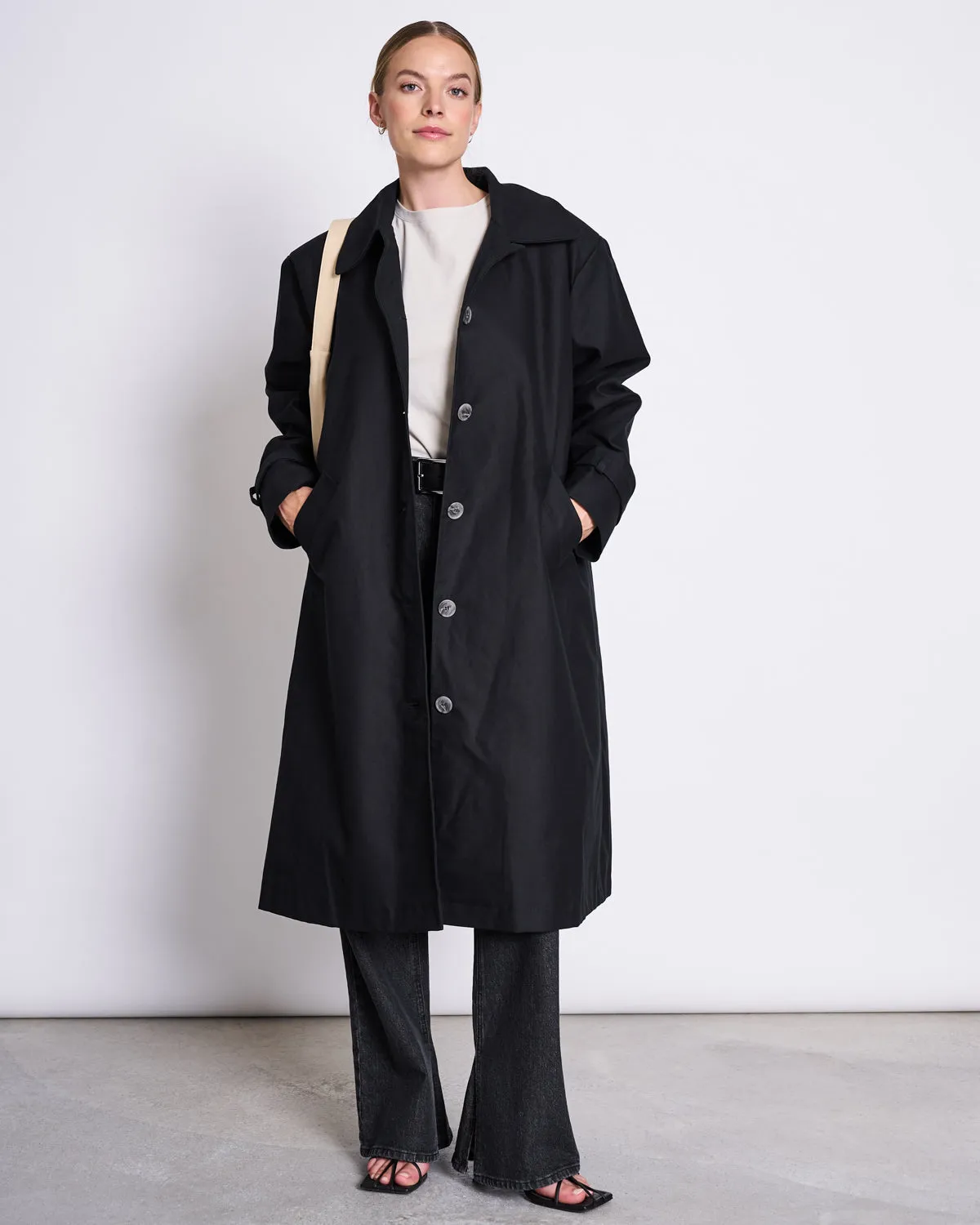 COAT TAGUS BLACK