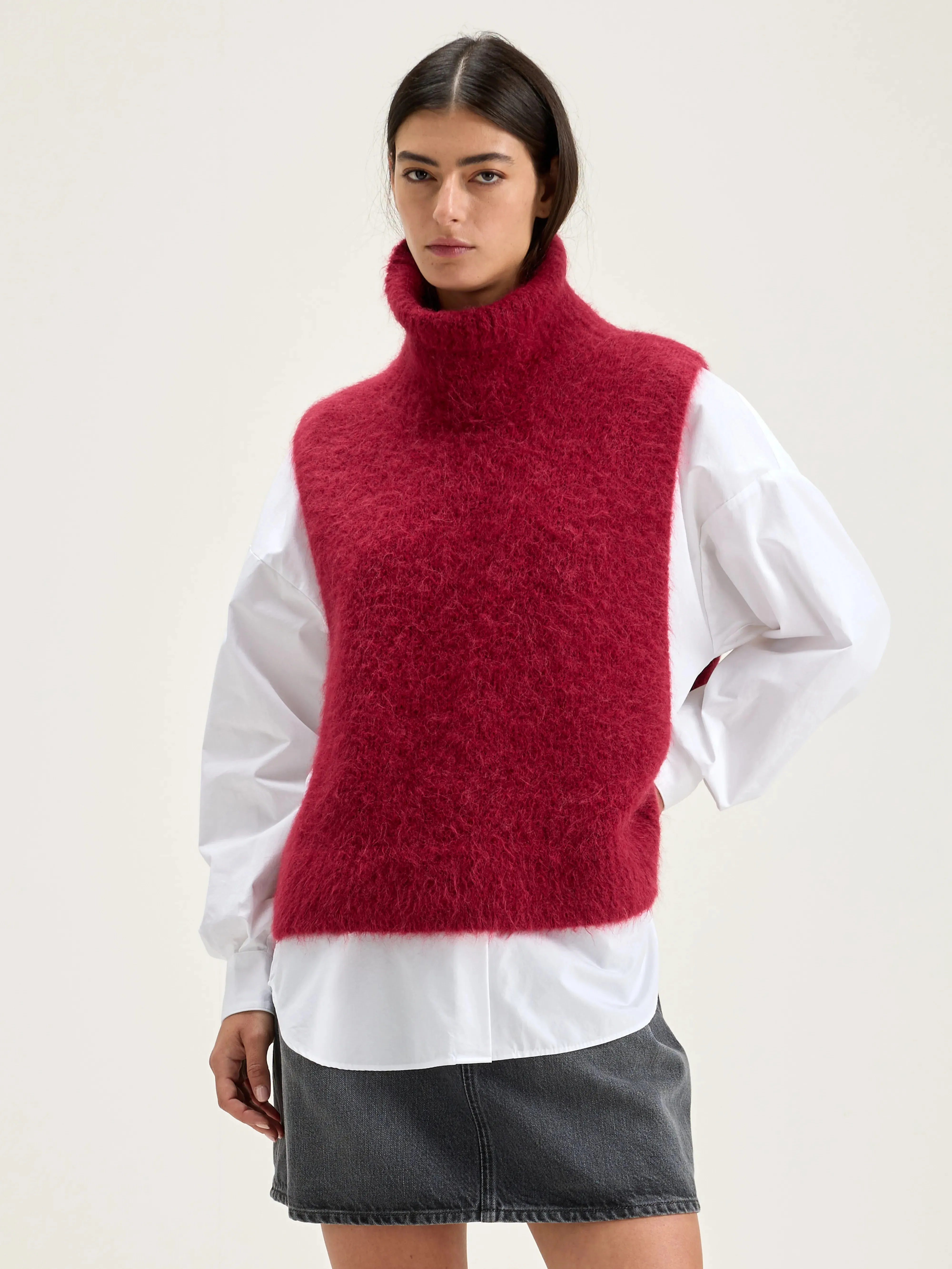 Daren sleeveless sweater (242 / W / RED DAHLIA)