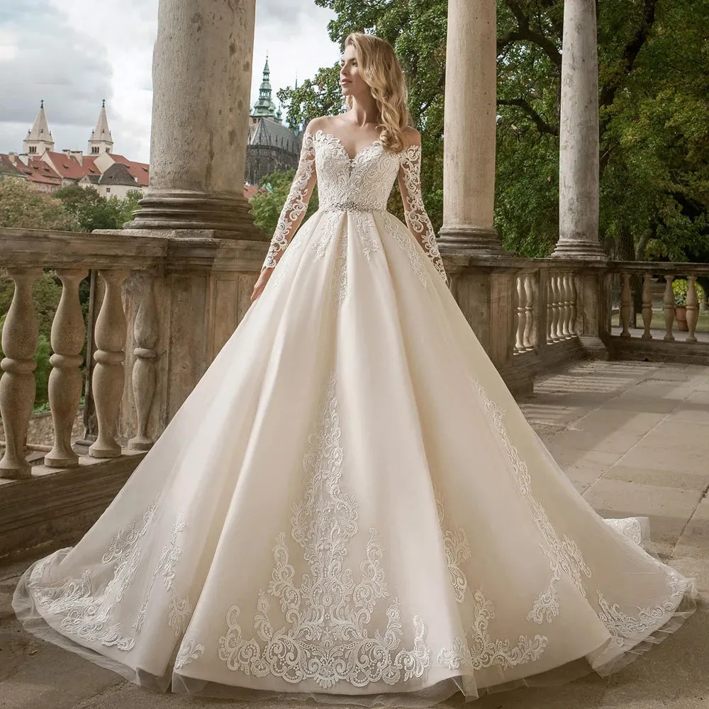 Elegant A-Line Long Sleeve Lace Vintage Wedding Dress Luxury Court Train Bridal Gown