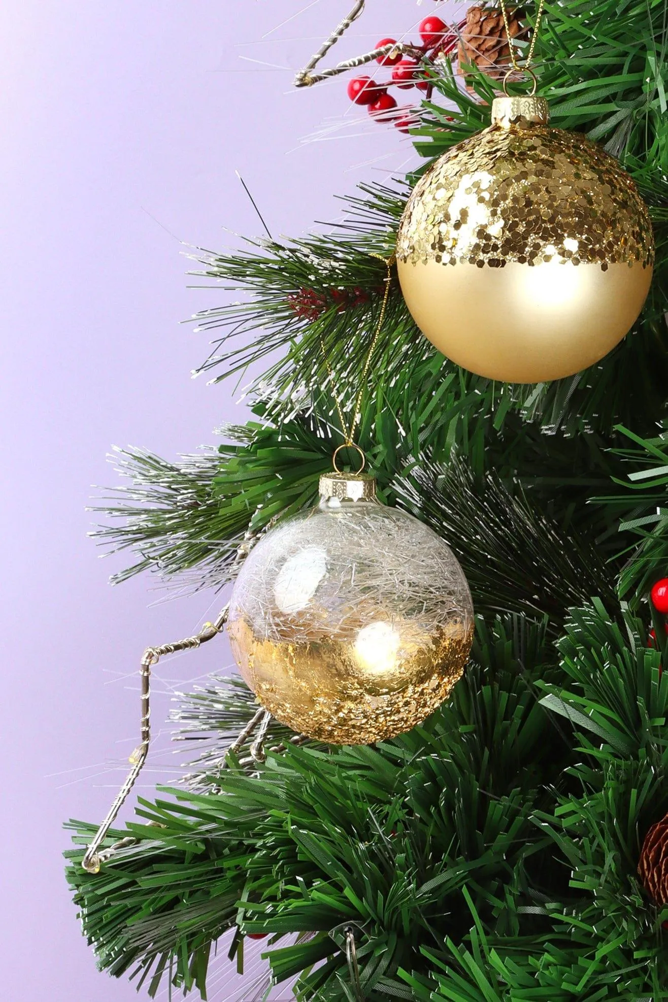 Elegant Gold Christmas Baubles - Clear Spun Glass and Sequin-Adorned Gold