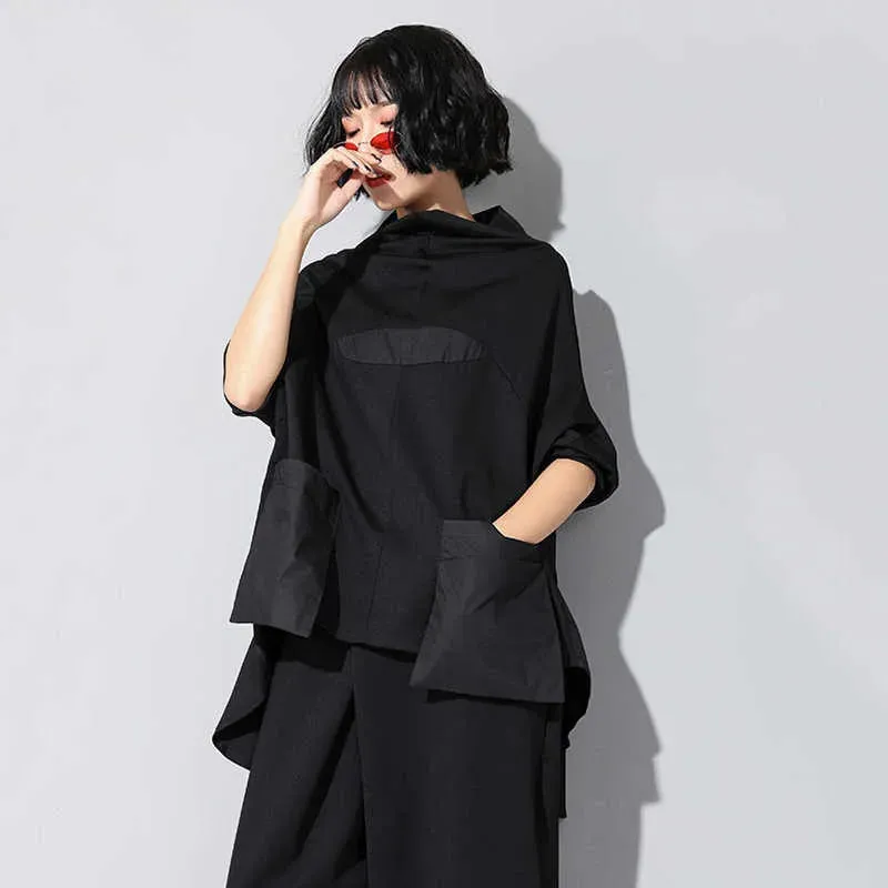 HEYFANCYSTYLE Black Pocket Irregular Oversized Shirt