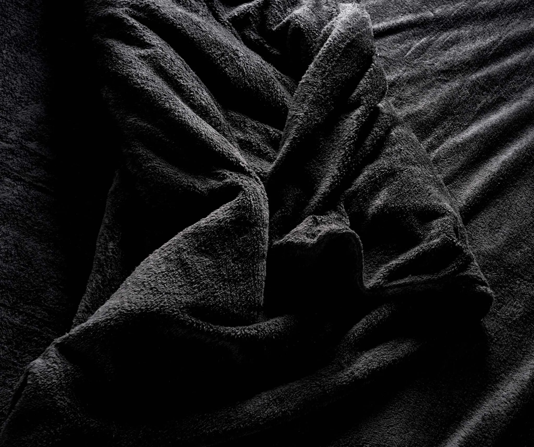 Hibernate Cosy Collection Super Soft Teddy Fleece Duvet & Two Pillow Covers Set - Black