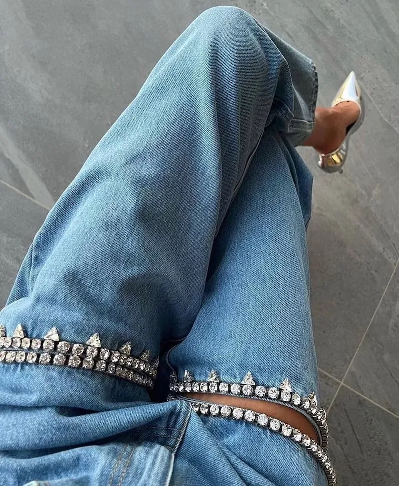 IN STOCK!! AS SEEN ON TAYLOR & MORE!! The Nikki Denim Rhinestone Slit Jean