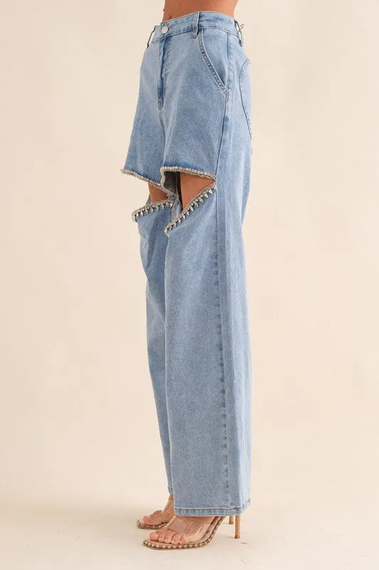 IN STOCK!! AS SEEN ON TAYLOR & MORE!! The Nikki Denim Rhinestone Slit Jean