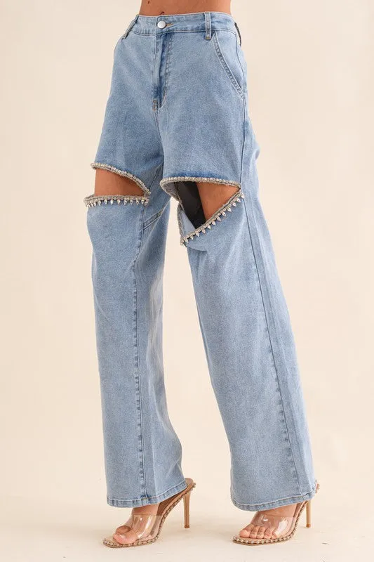 IN STOCK!! AS SEEN ON TAYLOR & MORE!! The Nikki Denim Rhinestone Slit Jean