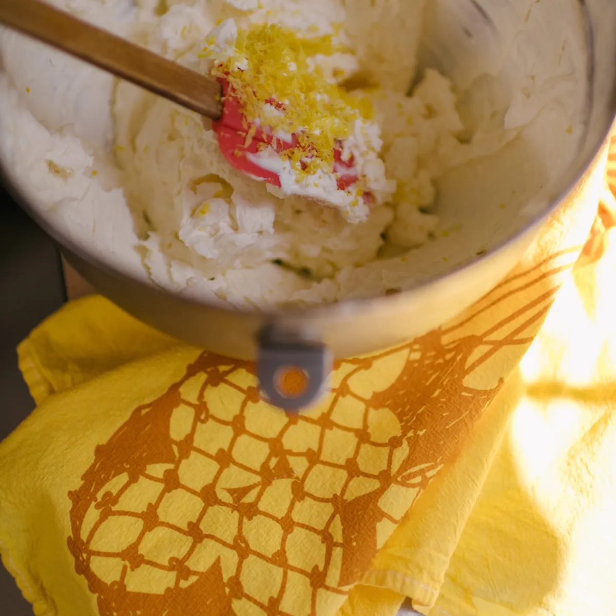 Market Bag of Lemons Generous Kitchen Towel