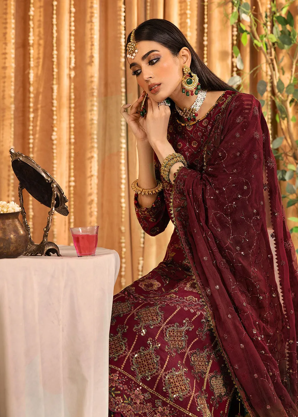 Mehfil E Uroos Luxury Formals 23 by Alizeh | V16D01 - Roheen