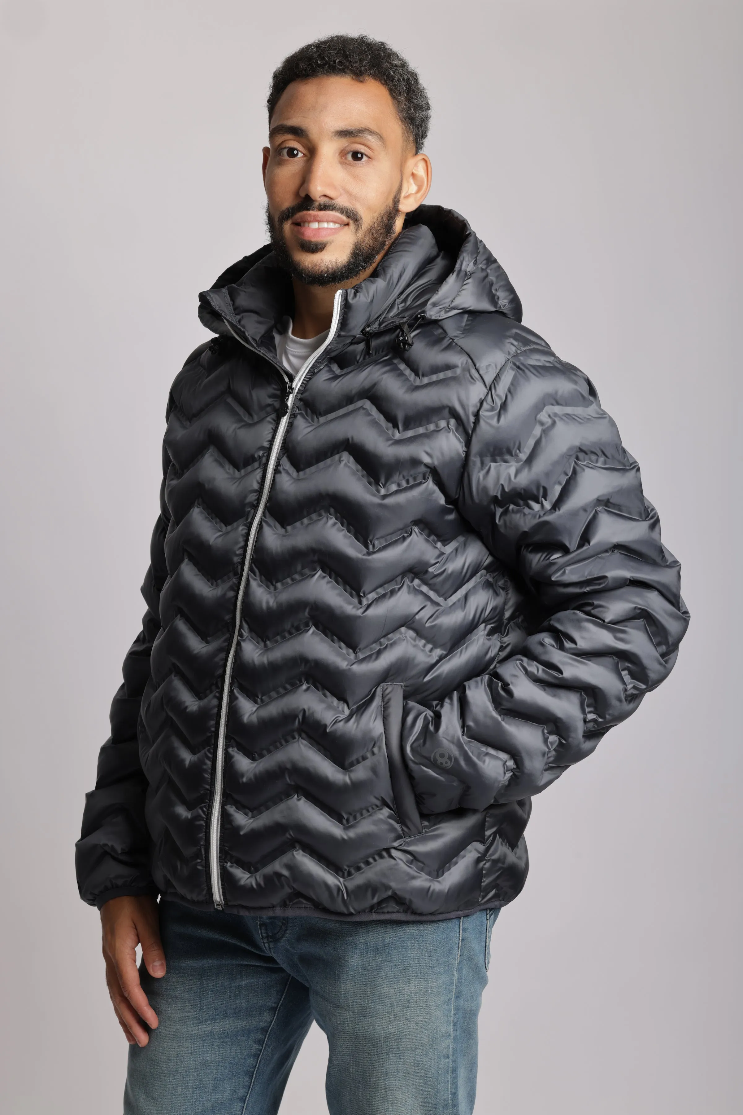 Men's packable puffer jacket in anthracite