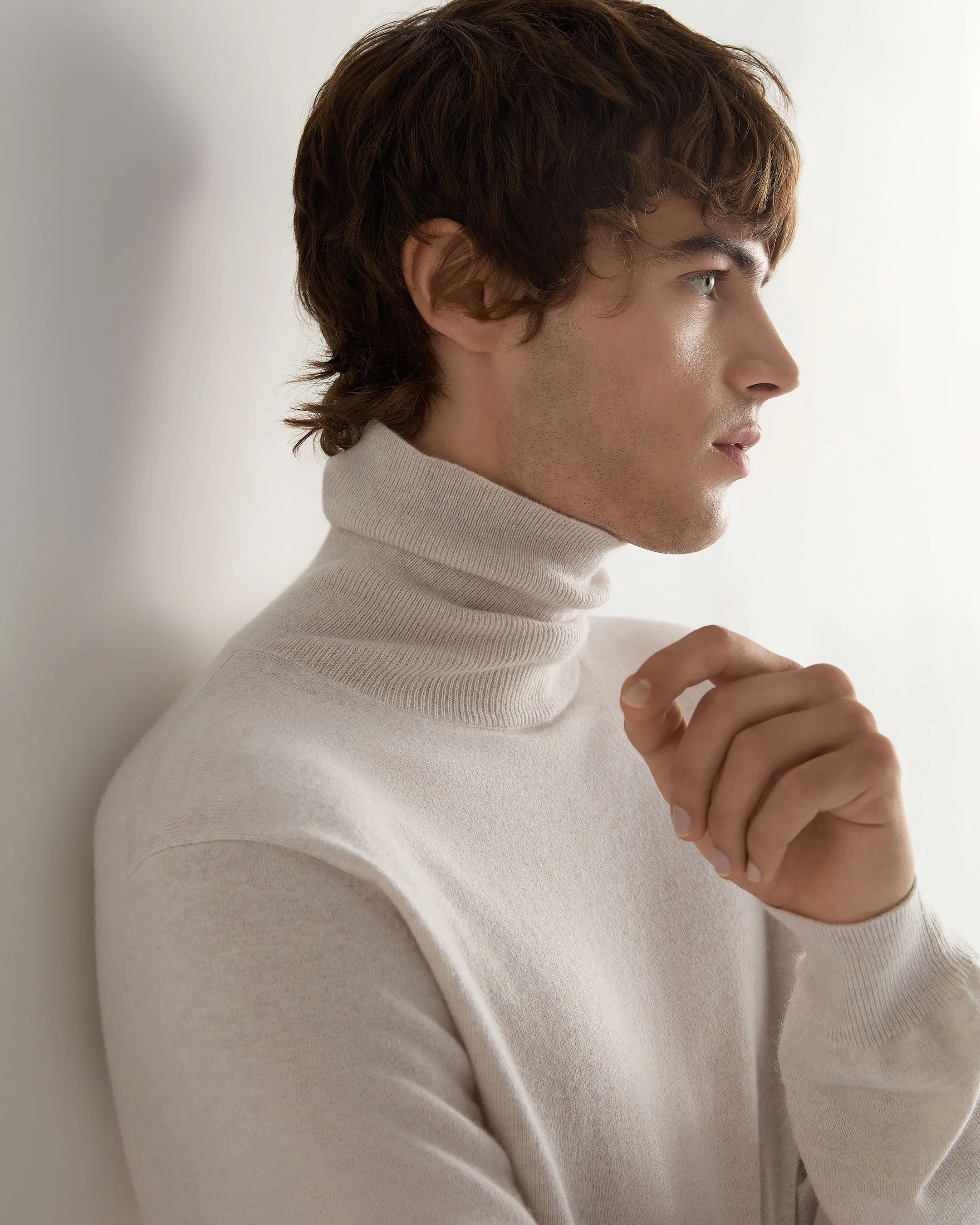 Men's Trafalgar Turtle Neck Cashmere Sweater Frost White