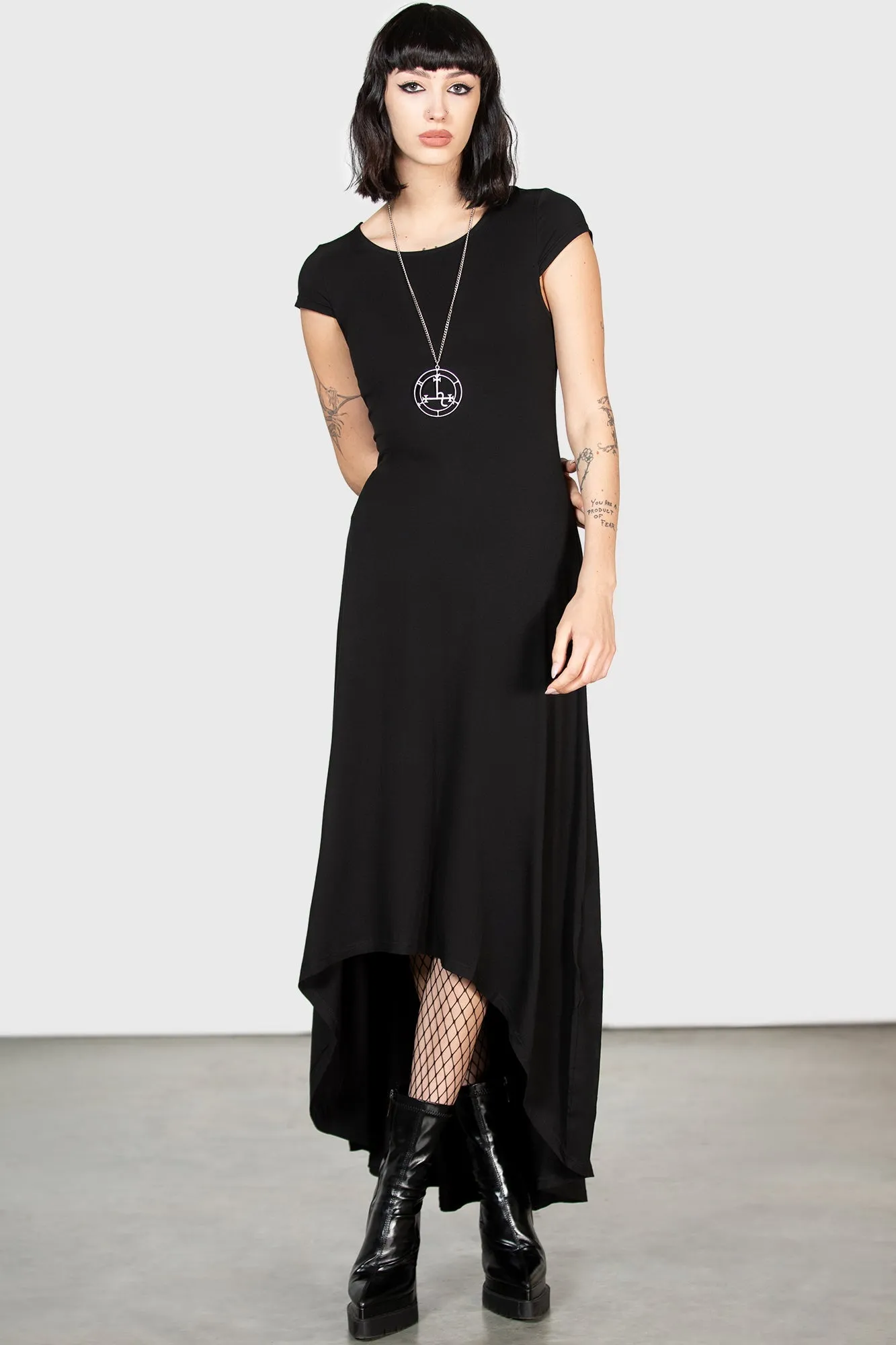 Ripley T-Maxi Dress - Resurrect