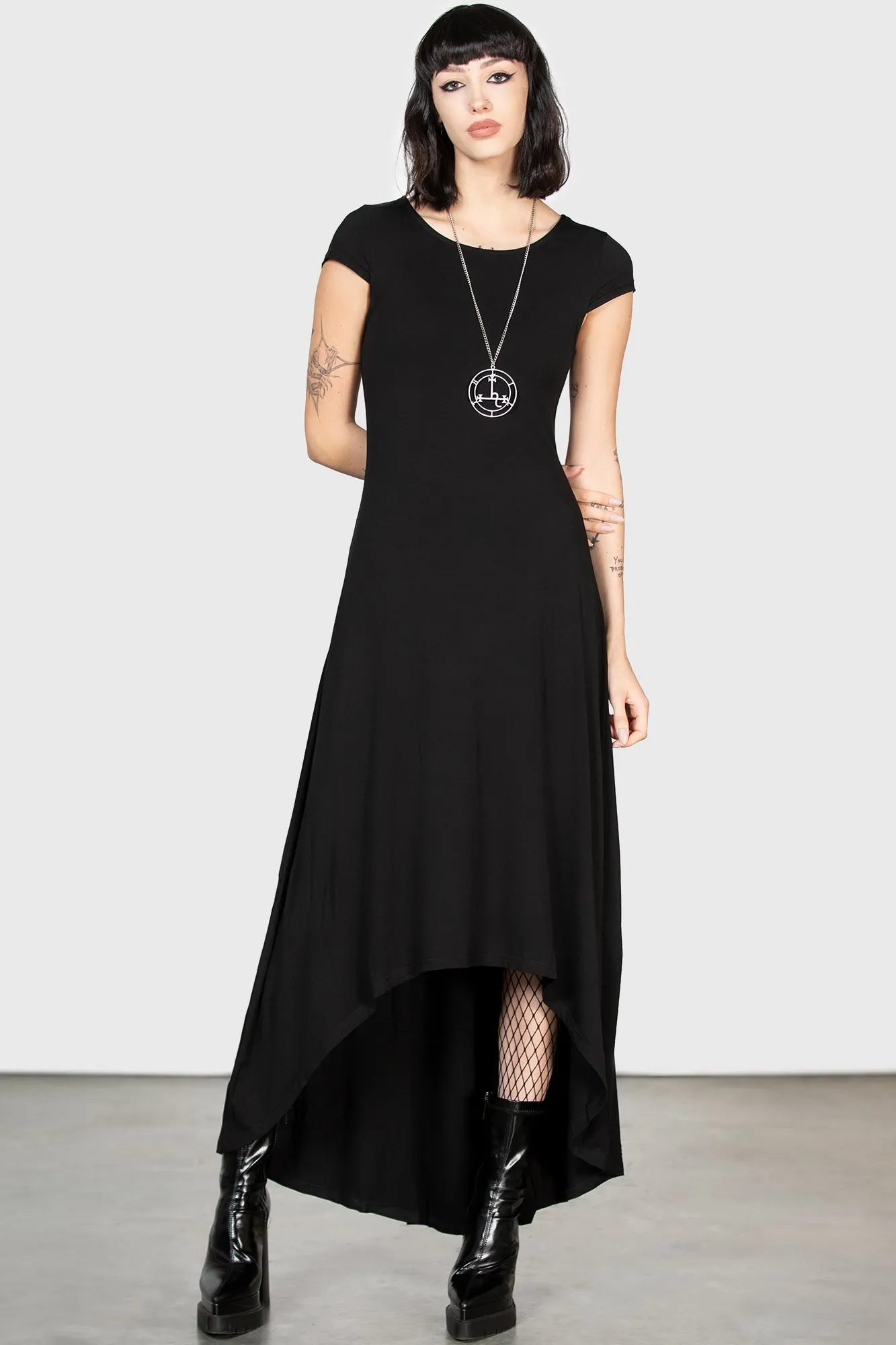 Ripley T-Maxi Dress - Resurrect