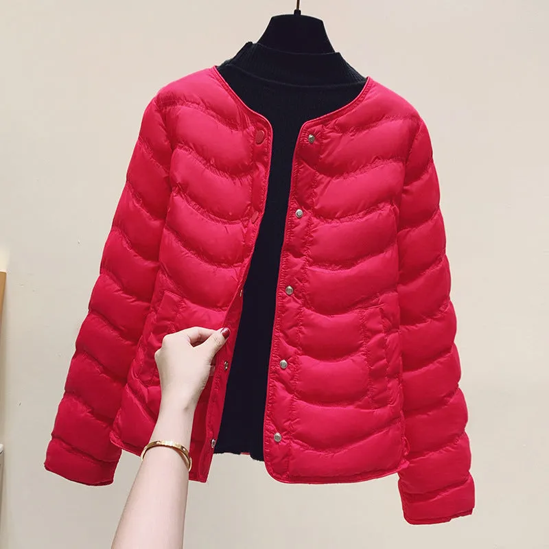 The inner tank keeps warm and light small cotton clothes for women's autumn and winter new 2024 round neck short cotton jacket for small people to wear cotton clothes outside