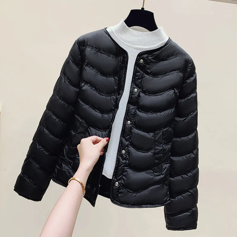 The inner tank keeps warm and light small cotton clothes for women's autumn and winter new 2024 round neck short cotton jacket for small people to wear cotton clothes outside