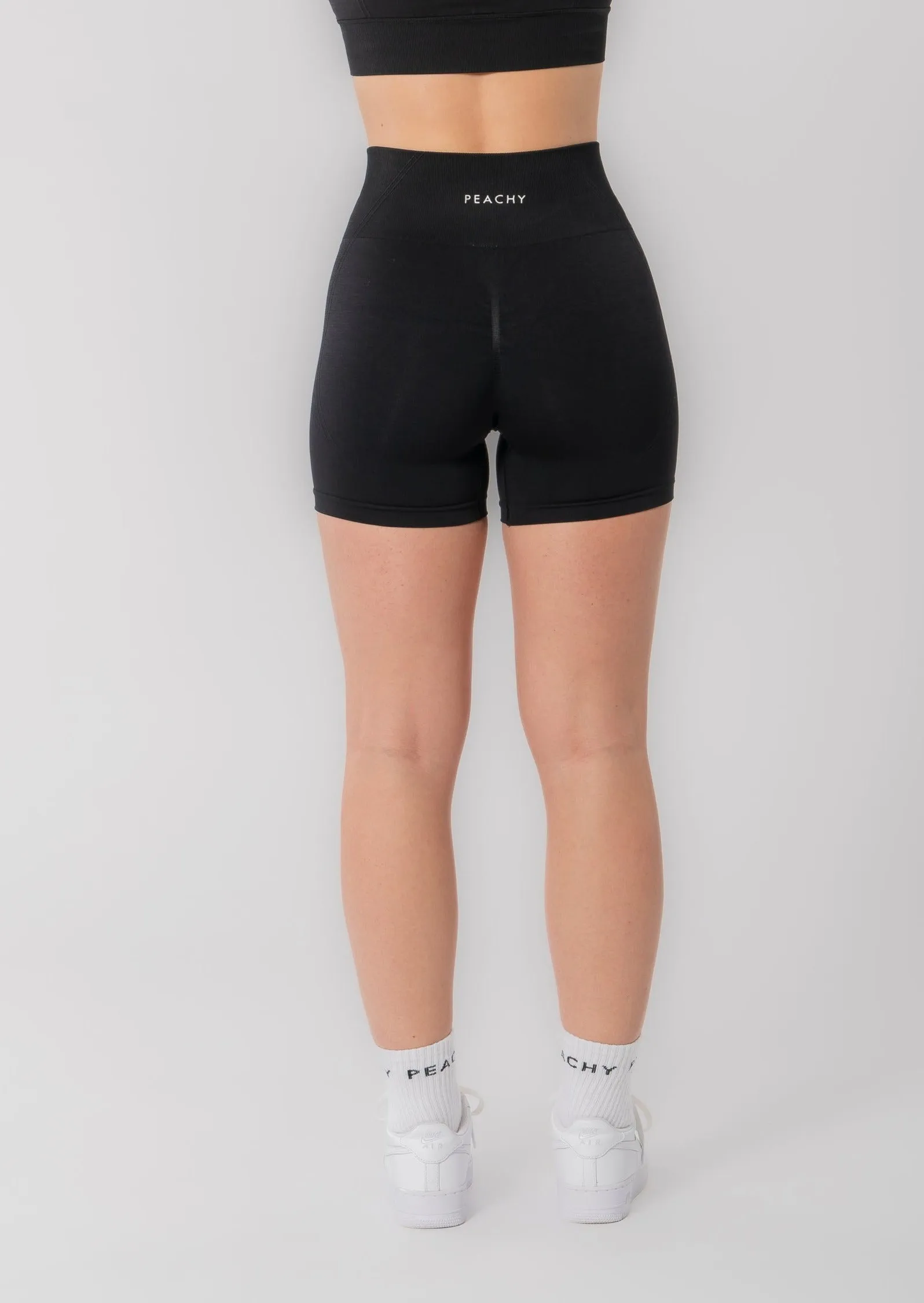 [VORBESTELLUNG] TRANSFORM Seamless Shorts