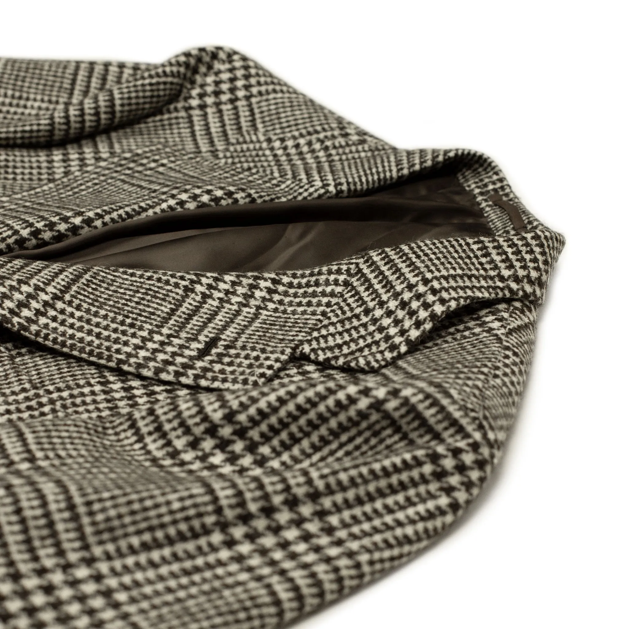 x Sartoria Carrara: Sport coat in large Prince-of-Wales undyed wool tweed