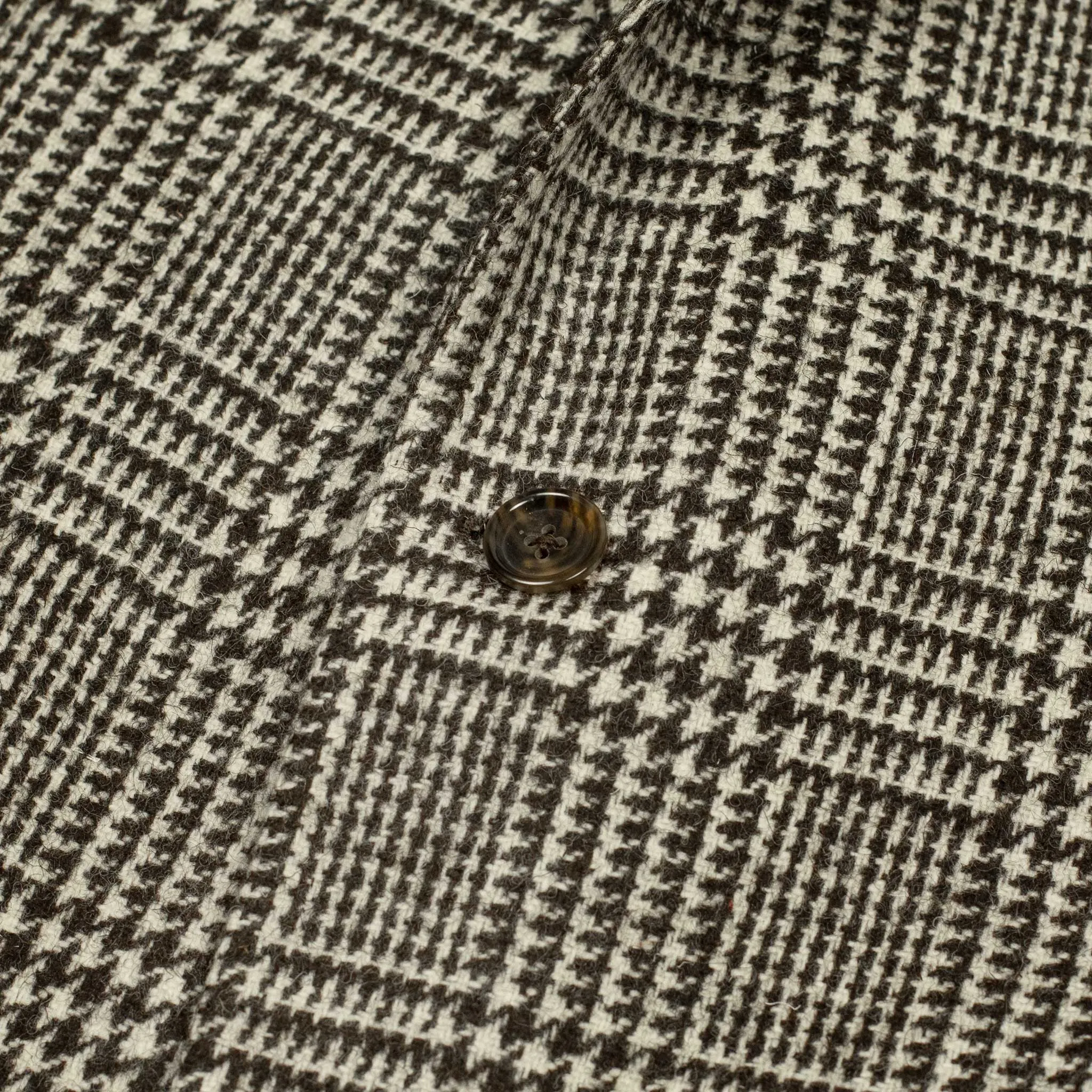 x Sartoria Carrara: Sport coat in large Prince-of-Wales undyed wool tweed